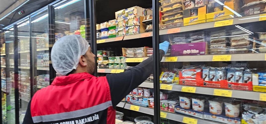 yılbaşı öncesi vatandaşlarımızın sağlıklı ve güvenli gıdaya ulaşabilmesi amacıyla kent genelindeki denetim gerçekleştirilmiştir.